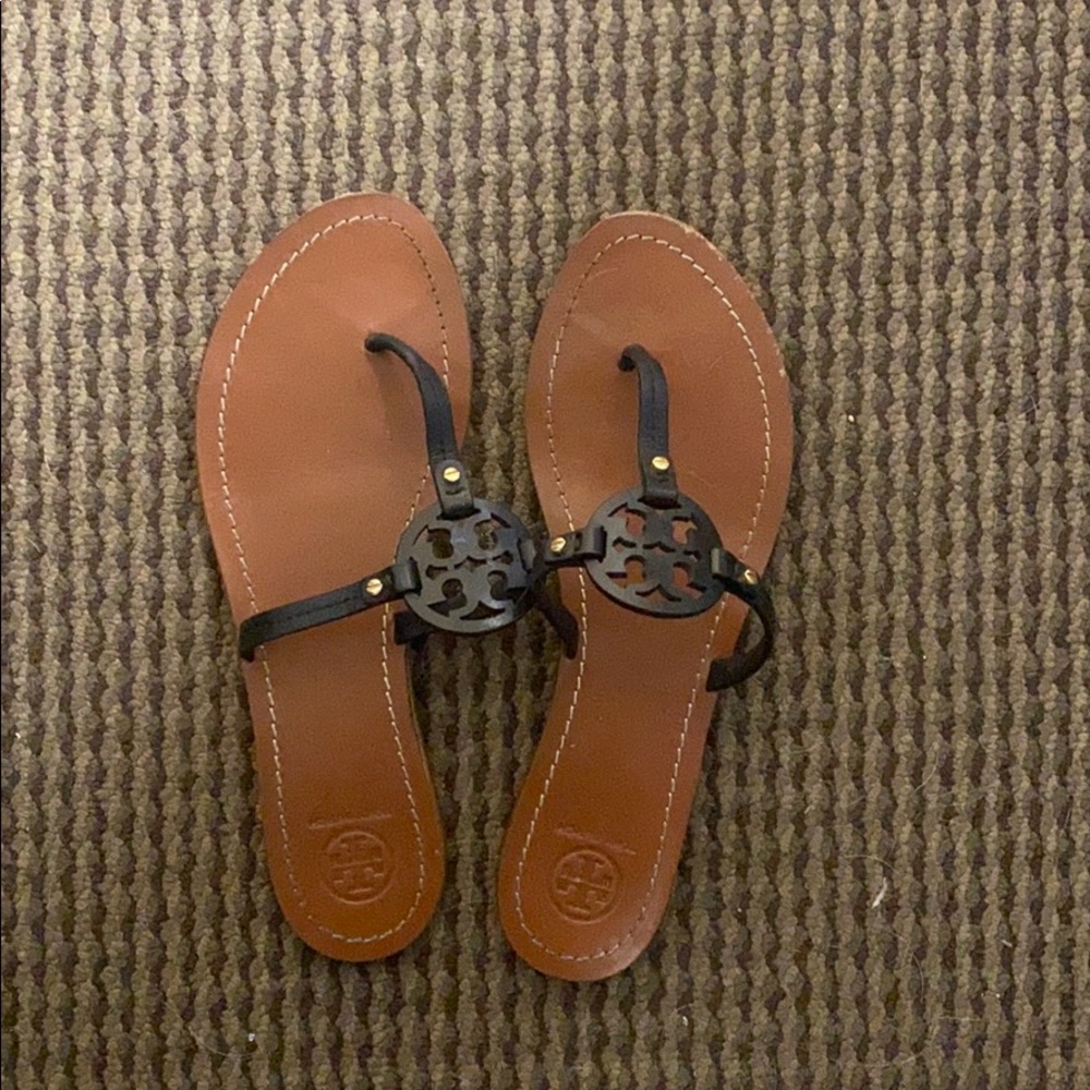 Tory Burch mini Miller flat thong leather black